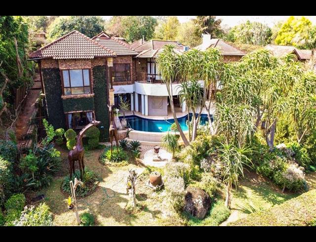 6 BEDROOM HOUSE FOR SALE IN WHITE RIVER COUNTRY ESTATE